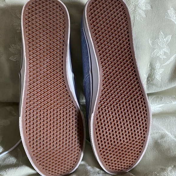 Blue Vans Size 9 - Picture 5 of 5